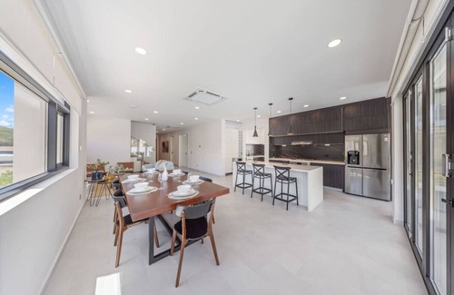 Gold Coast Villa | LUX 4BR and 3BA Villa with Pool at Malmokweg 48 by Bocobay