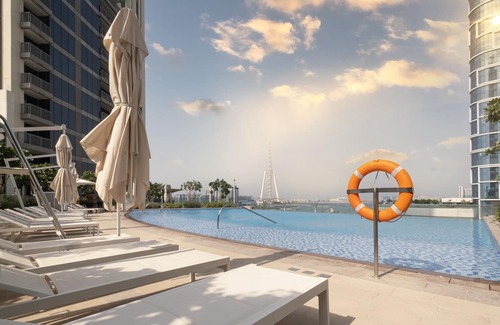 Al Sufouh 2 Apartment | LUX 52 42 Deluxe Island view suite