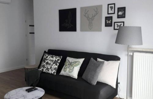 Wilanow Apartment | Lux Apartment close to Medicover and Paley