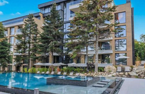 Saints Constantine and Helena Apartment | Luxury Ap Bella - Parking & Pool in Azur Panorama