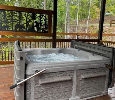 Gatlinburg - Pigeon Forge House | Lux Cabin Indoor and Outdoor Living