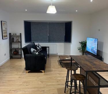 Nuneaton Apartment | Lux & Cosy Private Apartment in Nuneaton