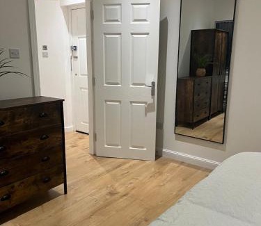 Nuneaton Apartment | Lux & Cosy Private Apartment in Nuneaton