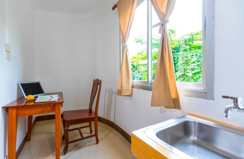 Bang Kho Laem House | Lux Deluxe Escape | Elegant Vibes at Howard Stay