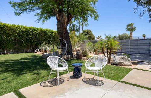 Racquet Club South House | Lux Desert Retreat 4BR Pool Spa Stunning Views