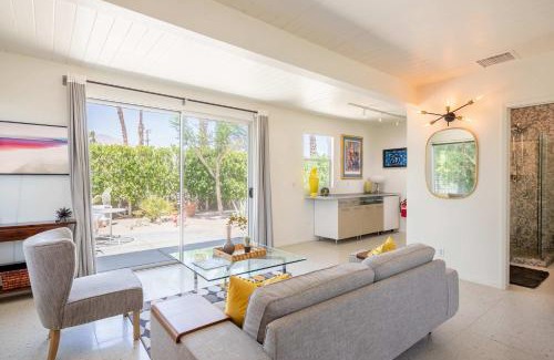 Racquet Club South House | Lux Desert Retreat 4BR Pool Spa Stunning Views