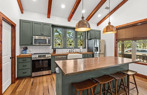 Fredericksburg Other | LUX Farmhouse-HEATED POOL/HOT TUB/CASITA/GAME ROOM/SPA HOUSE