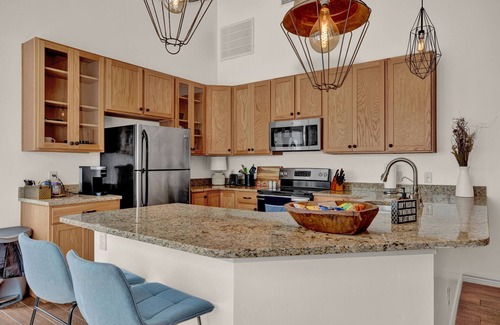 Fredericksburg Other | LUX Farmhouse-HEATED POOL/HOT TUB/CASITA/GAME ROOM/SPA HOUSE