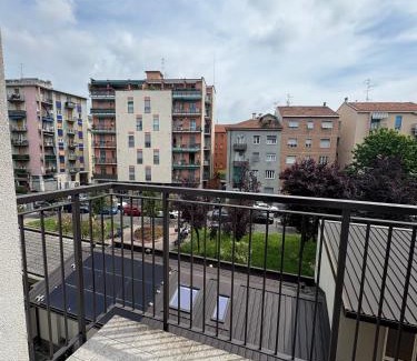 Rondinella - Baraggia - Restellone Apartment | Lux Flat Sesto