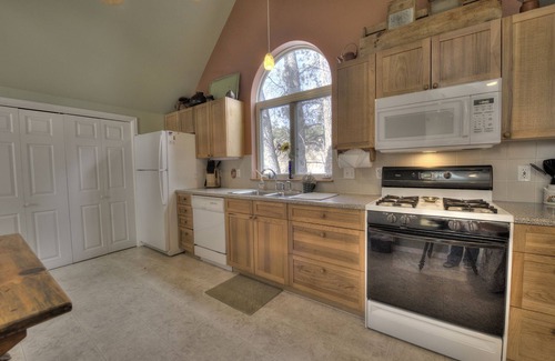 Estes Park Resort | Lux home on river, great rates, walk to town, with Wellness Spa on grounds