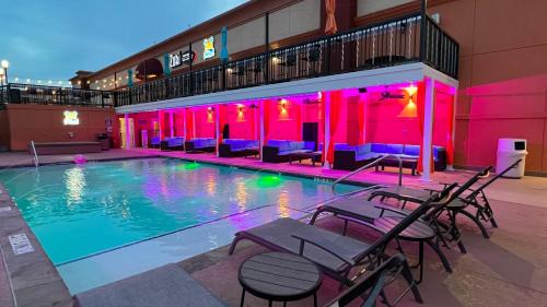 South Arlington Hotel | Lux Hotel & Spa, Trademark Collection by Wyndham