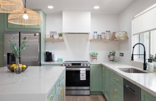 Pointe Scottsdale House | LUX Long Term Stay - Chef's Kitchen, Golf, Fire Pit, BBQ Island and more!