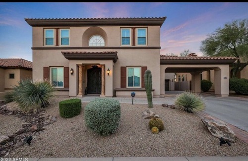 Sonoran Foothills Villa | Lux Phoenix Villa Swim Up Bar