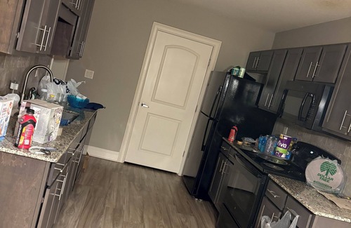 Florida Panhandle Apartment | Lux private bedROOM w private bath apartment in enchanting Pensacola w WiFi, AC