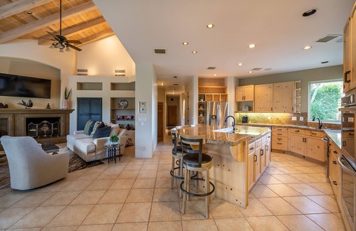 Palm Desert Villa | Lux Spanish Villa, Secret Desert Oasis Sleeps 12