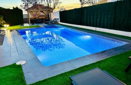 Montequinto Villa | Lux Villa with Year-Round Heated Pool & Game Room