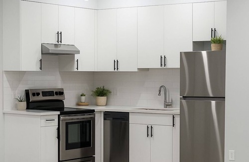 Chestermere Apartment | Luxary 2-Bedroom Private Basement apartment in Chestermere