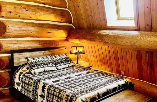 Dalton Cabin | Luxary Log Cabin, Amish Country OH