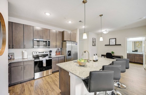 Deerwood Apartment | Luxe 2BR Retreat, Resort Style Pool, Near Mayo Clinic, Beaches & Town Center