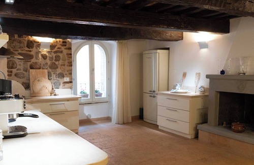 Ficulle House | Luxe 3 bedroom, 4 bathroom townhome over four floors, including roof terrace