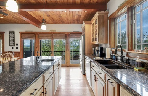 Gilford House | Luxe 5 bd Home Near Lake Winnipesaukee