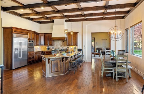 Templeton House | Luxe 5000sf Ranch on Westside Paso w/Pool, Hot Hub, Game Room and Disc Golf.