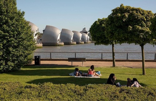 Royal Docks Apartment | Luxe Apartment by Excel/London City Airport