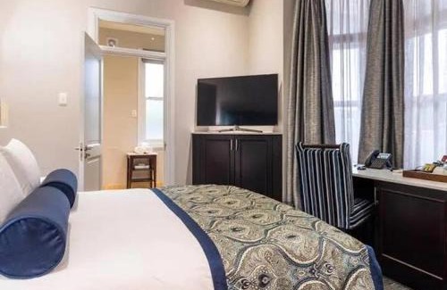 Essenwood Hotel | Luxe Avondale Boutique Hotel