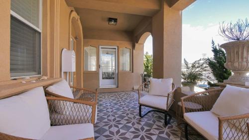 Atlantic City House | Luxe Beach Estate - 4 Bedrooms and 3 Bathrooms