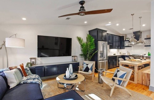 Beach Institute House | Luxe Carriage House | Heated Pool | Near River St