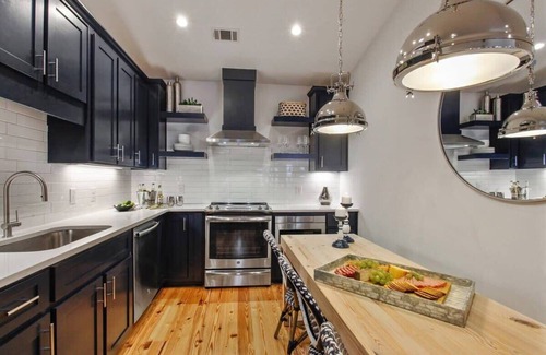 Beach Institute House | Luxe Carriage House | Heated Pool | Near River St