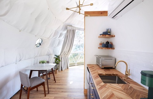 Canton Cabin | Luxe Dome + Mountain View + Private Deck+ Shower for 2