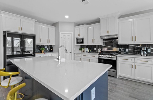 Garland House | Luxe-haven: Brand New Luxury Designer Home in Garland Texas