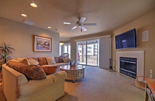 Village of Four Seasons Apartment | Luxe Lakeside Regatta Bay Getaway with Pool Access!