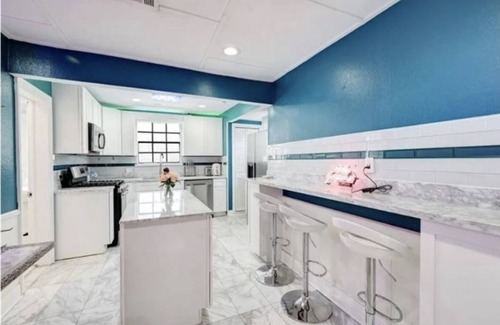 New Orleans House | Luxe Lakeview New Orleans Townhome
