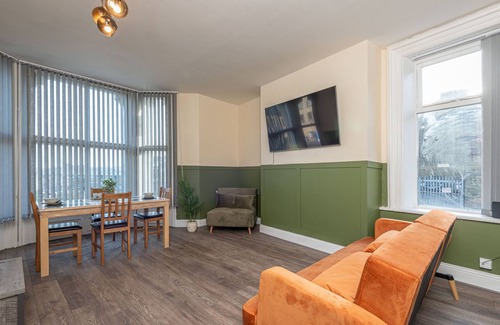 Huddersfield Apartment | Luxe Living