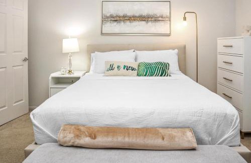 Del Rey Apartment | Luxe Marina Del Rey Apartment,Parking, Gym, Pool, jacuzzi,BBQ