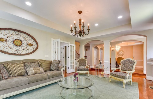 Mint Hill House | Luxe Mint Hill Vacation Home ~ 16 Mi to Charlotte!