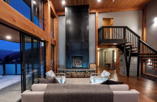 Nelson Ski Chalet | Luxe Modern Timberframe - Iconic Panorama Views Air-Con