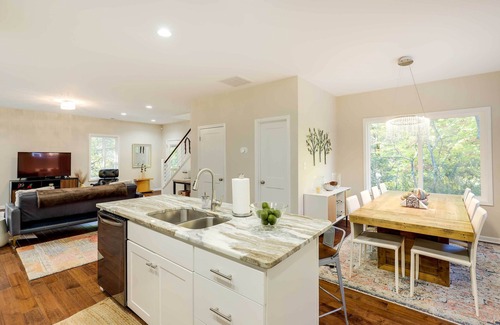 Ridgecrest House | Luxe Mountain Home Near Ridgecrest & Asheville!