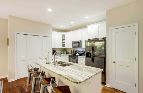 Ridgecrest House | Luxe Mountain Home Near Ridgecrest & Asheville!