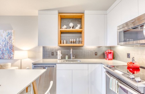 Uptown Condo | Luxe new-build in NW with bridge views & amazing walkable locale
