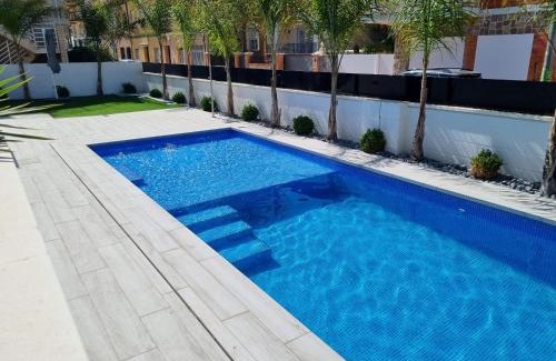 Santiago de la Ribera Apartment | Luxe nieuwbouw appartement op 50m van de zee