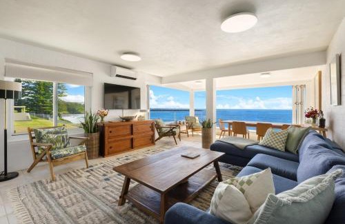 Yamba Apartment | Luxe Oceanfront Apartment