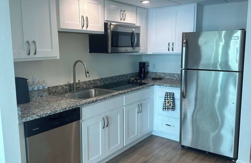 Fort Myers River District Apartment | Luxe Penthouse Waterfront Loft