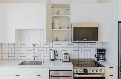 Revere Apartment | Luxe Revere Studio w/Lounge, Game Room, W/D, A/C, by Blueground