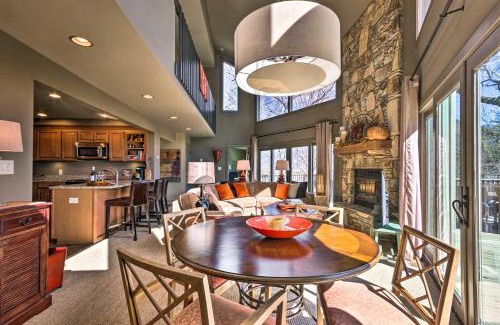 Lake Lure House | Luxe Rumbling Bald Home with Deck and Mountain View