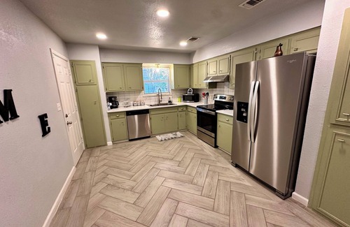 Leon Valley House | Luxe San Antonio Retreat w/Private Pool, Near Major Highways & Top Attractions