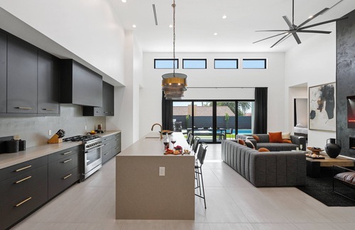 North Scottsdale Cottage | Luxe - Solstice Retreat - Heated Pools - 2 Homes
