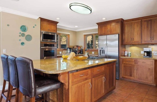 Napa Cottage | Luxe, Spacious, Stunning Views + Large Guest House